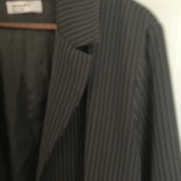 Brian Bailey Pin Striped Trench - Picture 6 of 9